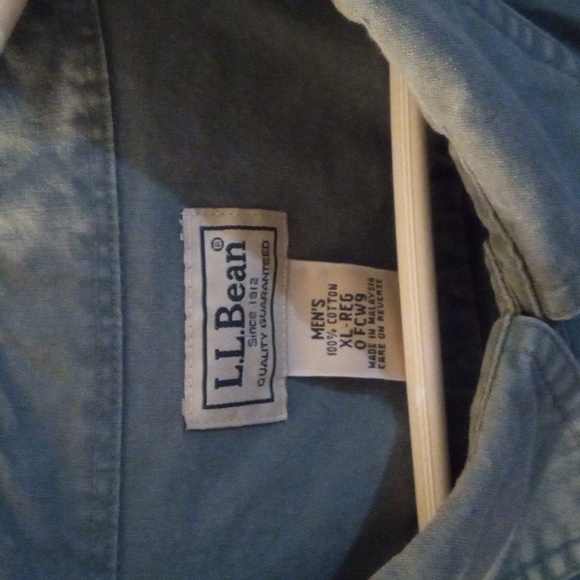 L.L. Bean Light Blue Button-Up Shirt - Picture 5 of 9